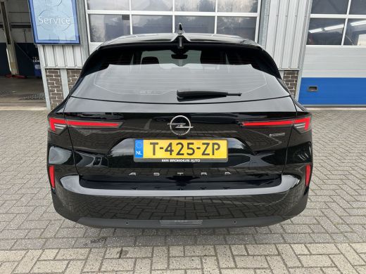 Opel Astra Sports Tourer 1.6 180PK Turbo PLUG-IN HYBRIDE | STANDKACHEL| ADAPTIEVE CRUISE CONTROL| PARKEERSEN... ActivLease financial lease