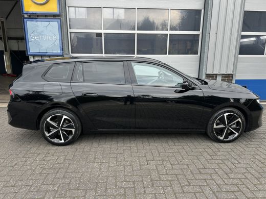 Opel Astra Sports Tourer 1.6 180PK Turbo PLUG-IN HYBRIDE | STANDKACHEL| ADAPTIEVE CRUISE CONTROL| PARKEERSEN... ActivLease financial lease
