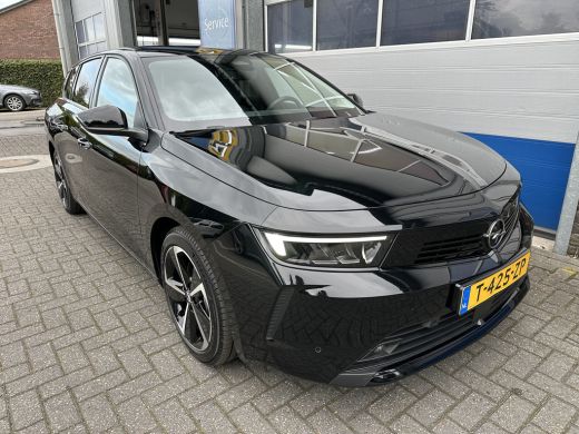 Opel Astra Sports Tourer 1.6 180PK Turbo PLUG-IN HYBRIDE | STANDKACHEL| ADAPTIEVE CRUISE CONTROL| PARKEERSEN... ActivLease financial lease