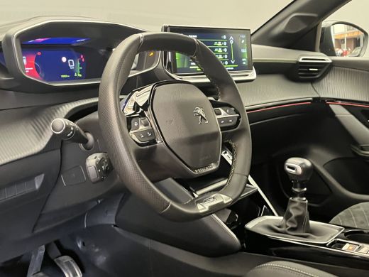 Peugeot 208 1.2 PureTech GT Pack | Achteruitrijcamera | Airco (automatisch) | Apple Carplay/Android Auto|tele... ActivLease financial lease