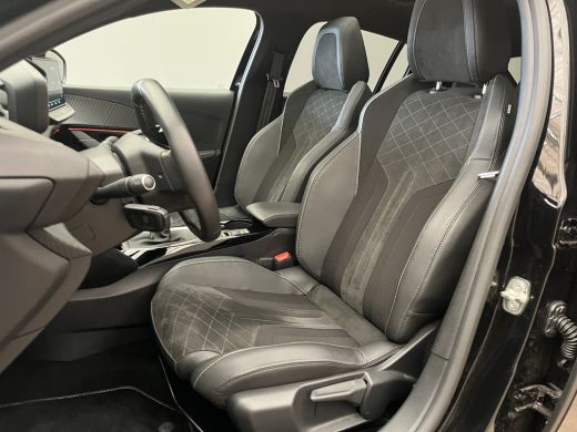 Peugeot 208 1.2 PureTech GT Pack | Achteruitrijcamera | Airco (automatisch) | Apple Carplay/Android Auto|tele... ActivLease financial lease