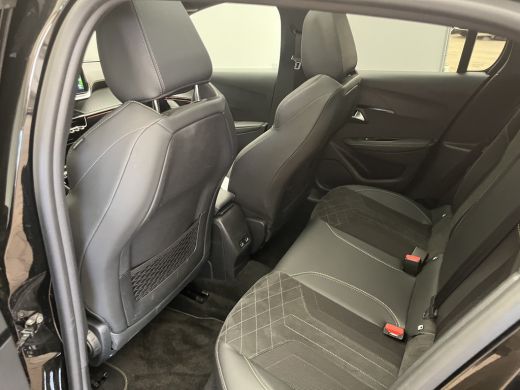 Peugeot 208 1.2 PureTech GT Pack | Achteruitrijcamera | Airco (automatisch) | Apple Carplay/Android Auto|tele... ActivLease financial lease