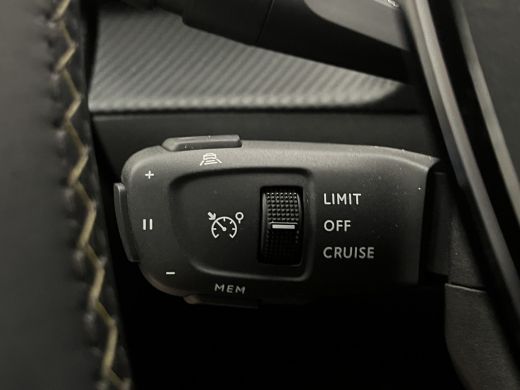 Peugeot 208 1.2 PureTech GT Pack | Achteruitrijcamera | Airco (automatisch) | Apple Carplay/Android Auto|tele... ActivLease financial lease