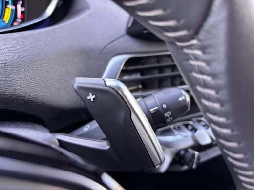 Peugeot 3008 1.6 plug-in Hybrid 225PK Allure Automaat | Adaptive Cruise Control | Navigatie | Camera | Parkeer... ActivLease financial lease
