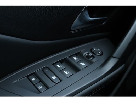 Peugeot 308 SW 1.2 Hybrid 136 e-DCS6 Allure Navigatie | Keyless | 360 graden camera | Keyless | Carplay | ACC... ActivLease financial lease
