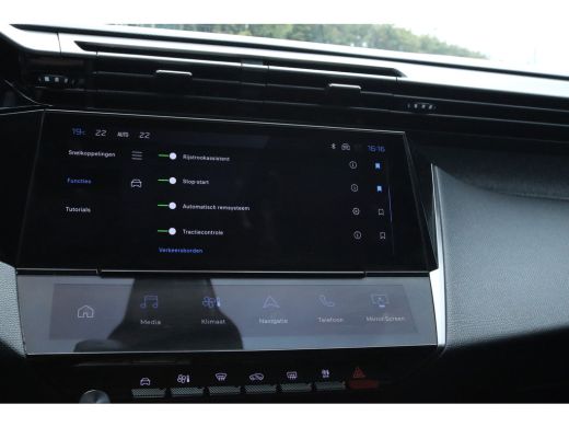 Peugeot 308 SW 1.2 Hybrid 136 e-DCS6 Allure Navigatie | Keyless | 360 graden camera | Keyless | Carplay | ACC... ActivLease financial lease