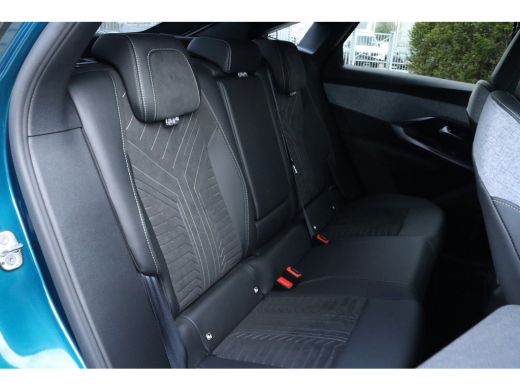 Peugeot e-3008 GT Avantage 210 73 kWh | Adaptieve Cruise | FOCAL | 360 Camera | Alcantara | Stoelverwarming | 20... ActivLease financial lease