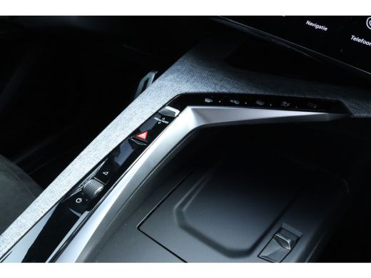 Peugeot e-3008 GT Avantage 210 73 kWh | Adaptieve Cruise | FOCAL | 360 Camera | Alcantara | Stoelverwarming | 20... ActivLease financial lease