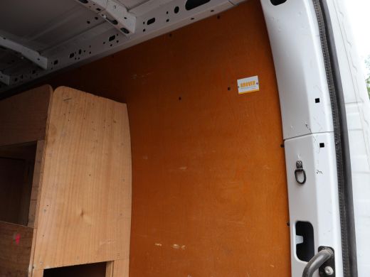 Renault Master T35 2.3 DCI 165 PK L4H2 DUBBEL LUCHT DL + 3500 KG TREKHAAK | CAMERA | APPLE CARPLAY ActivLease financial lease