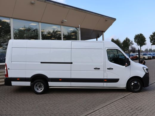 Renault Master T35 2.3 DCI 165 PK L4H2 DUBBEL LUCHT DL + 3500 KG TREKHAAK | CAMERA | APPLE CARPLAY ActivLease financial lease