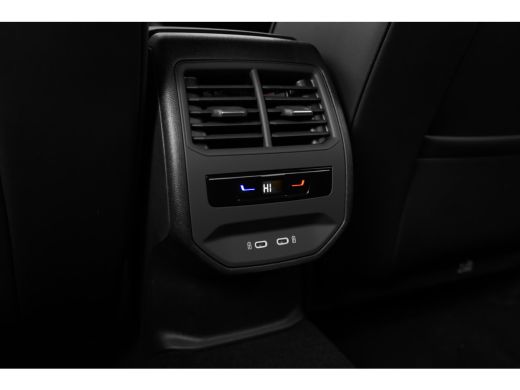 Seat Leon FR Business - eHybrid | Achteruitrijcamera | Automatisch dimmende binnenspiegel | Dakhemel uitgev... ActivLease financial lease