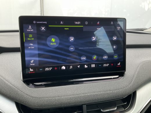 Skoda Enyaq iV 80 Trekhaak Stoel/Stuurverw Carplay Warmtepomp Trekhaak 100% Elektrisch NL-Auto! ActivLease financial lease
