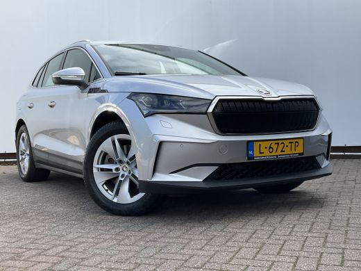Skoda Enyaq iV 80 Trekhaak Stoel/Stuurverw Carplay Warmtepomp Trekhaak 100% Elektrisch NL-Auto! ActivLease financial lease