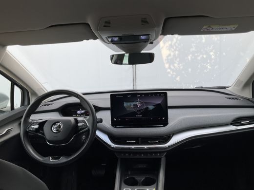 Skoda Enyaq iV 80 Trekhaak Stoel/Stuurverw Carplay Warmtepomp Trekhaak 100% Elektrisch NL-Auto! ActivLease financial lease