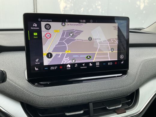 Skoda Enyaq iV 80 Trekhaak Stoel/Stuurverw Carplay Warmtepomp Trekhaak 100% Elektrisch NL-Auto! ActivLease financial lease