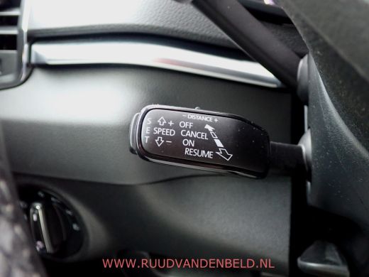 Skoda Karoq 1.5TSI VIRTUAL ACC/CARPLAY/CAMERA/DAB/KEYLESS ActivLease financial lease