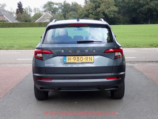 Skoda Karoq 1.5TSI VIRTUAL ACC/CARPLAY/CAMERA/DAB/KEYLESS ActivLease financial lease
