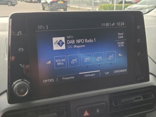 Toyota ProAce 1.5 D-4D Live | Navigatie | Parkeersensoren | Rijklaarprijs incl. garantie | ActivLease financial lease