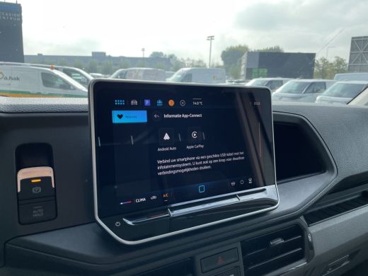 Volkswagen Crafter 30 2.0 TDI L3H2 Highline 140pk Auto | Camera | App connect ActivLease financial lease