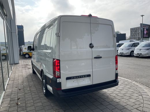Volkswagen Crafter 30 2.0 TDI L3H2 Highline 140pk Auto | Camera | App connect ActivLease financial lease