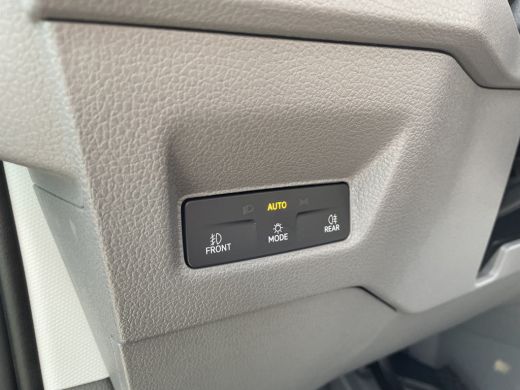 Volkswagen Crafter 30 2.0 TDI L3H2 Highline 140pk Auto | Camera | App connect ActivLease financial lease