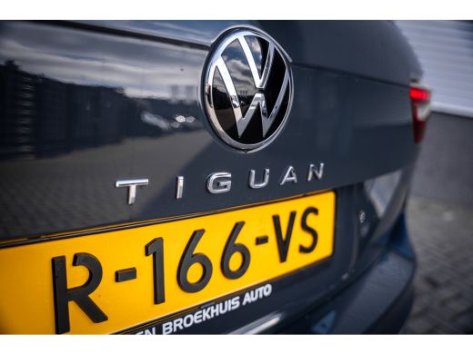 Volkswagen Tiguan 1.5 TSI 150PK DSG Life | Cruise control adaptief met Stop&Go | Trekhaak afneembaar | Voorstoelen ... ActivLease financial lease