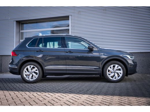Volkswagen Tiguan 1.5 TSI 150PK DSG Life | Cruise control adaptief met Stop&Go | Trekhaak afneembaar | Voorstoelen ... ActivLease financial lease