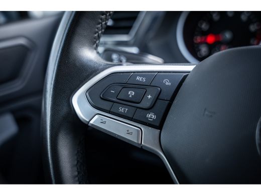 Volkswagen Tiguan 1.5 TSI 150PK DSG Life | Cruise control adaptief met Stop&Go | Trekhaak afneembaar | Voorstoelen ... ActivLease financial lease