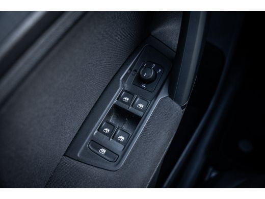 Volkswagen Tiguan 1.5 TSI 150PK DSG Life | Cruise control adaptief met Stop&Go | Trekhaak afneembaar | Voorstoelen ... ActivLease financial lease