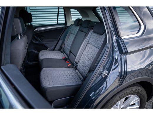 Volkswagen Tiguan 1.5 TSI 150PK DSG Life | Cruise control adaptief met Stop&Go | Trekhaak afneembaar | Voorstoelen ... ActivLease financial lease