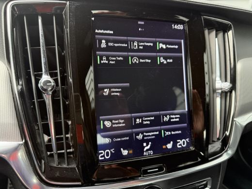 Volvo  V90 2.0 T4 R-Design Sport Leder ACC Navi Wegkl.Trekhaak ActivLease financial lease