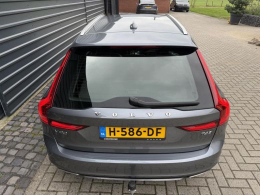 Volvo  V90 2.0 T4 R-Design Sport Leder ACC Navi Wegkl.Trekhaak ActivLease financial lease