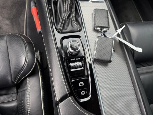 Volvo  V90 2.0 T4 R-Design Sport Leder ACC Navi Wegkl.Trekhaak ActivLease financial lease