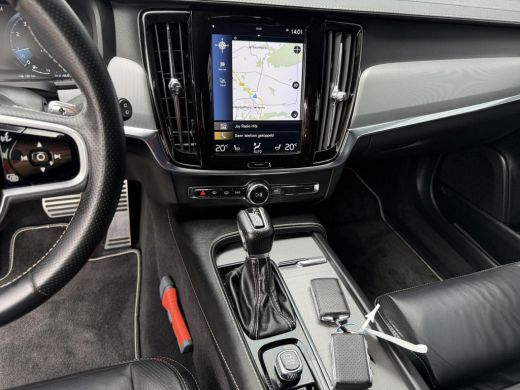 Volvo  V90 2.0 T4 R-Design Sport Leder ACC Navi Wegkl.Trekhaak ActivLease financial lease