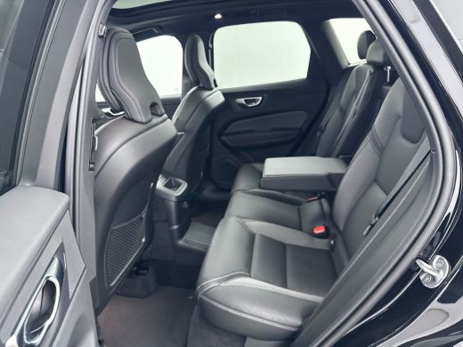 Volvo  XC60 T6 Recharge Plus Black Edition | 21" | Trekhaak | Panoramadak | Elektrisch verstelbare stoelen | ... ActivLease financial lease