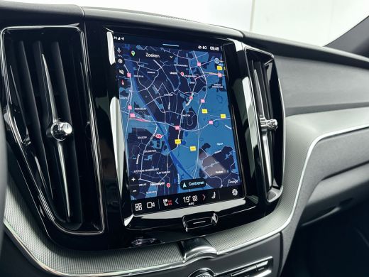 Volvo  XC60 T6 Recharge Plus Black Edition | 21" | Trekhaak | Panoramadak | Elektrisch verstelbare stoelen | ... ActivLease financial lease
