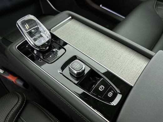 Volvo  XC90 NEW MODEL 2.0 T8 Plug-in hybrid AWD Ultra Bright | Nappa Leder / stoel ventilatie- massage | Bowe... ActivLease financial lease