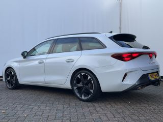 CUPRA Leon Sportstourer 1.5 TSI PHEV e-Hybrid Business Elek.Trekhaak Adap.Cruise Carplay Camera Sfeerverl 2025 3136KM!