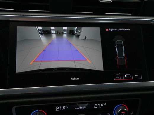 Audi Q3 35 TFSI 150 pk S-Tronic Advanced edition Navi, Camera, Sportstoelen, Led 72 ActivLease financial lease