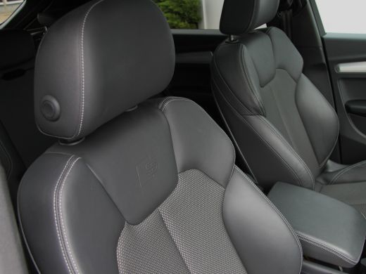 Audi Q5 Sportback 55 TFSI eHybrid 367pk S edition Competition | Navarra Blue | Garantie 09-01-2027 ActivLease financial lease