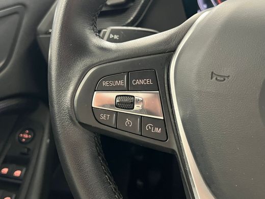 BMW 1 Serie Introduction Edition | Achteruitrijcamera | Autonoom parkeren | Parkeersensoren voor en achter | ... ActivLease financial lease