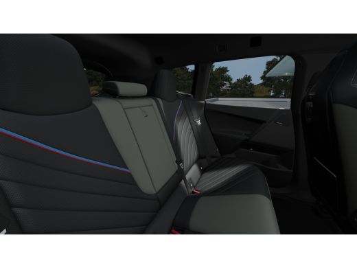 BMW iX xDrive45 M Sport / Trekhaak / Adaptief onderstel / Stoelventilatie / Parking Assistant Profession... ActivLease financial lease