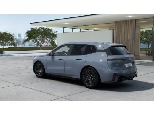 BMW iX xDrive45 M Sport / Trekhaak / Adaptief onderstel / Stoelventilatie / Parking Assistant Profession... ActivLease financial lease