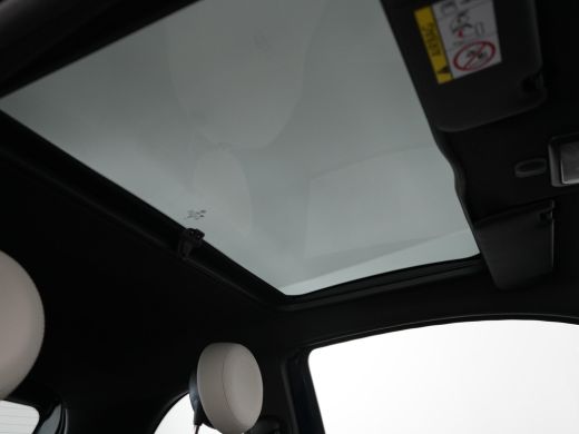 Fiat 500 1.0 Hybrid Dolcevita | Achterbank in delen neerklapbaar | Airco | Apple Carplay/Android Auto|tele... ActivLease financial lease