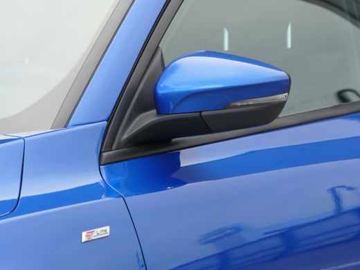 Ford Focus 1.0 EcoBoost Hybrid ST Line X | B&O | Winterpack | Camera | Elektrische Achterklep | ActivLease financial lease