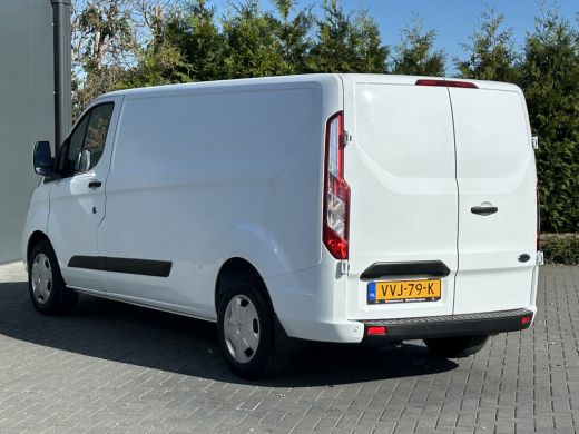 Ford Transit Custom 2.0 TDCI 130 PK AUTOMAAT / L2H1 / 1e EIGENAAR / 44.043 KM !! / AIRCO / ADAPTIVE CRUISE / NAVI / 3... ActivLease financial lease