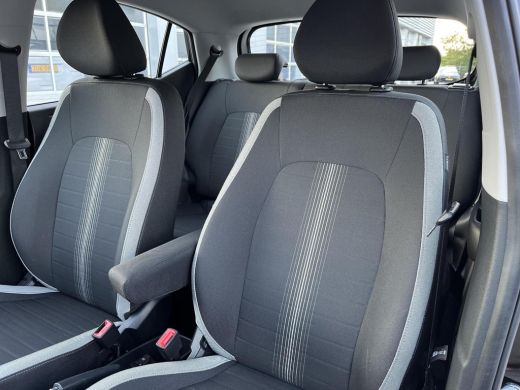 Hyundai i10 1.0 Comfort | Rijklaarprijs dus GEEN afleverkosten! | Apple CarPlay / Android Auto | Airco | ActivLease financial lease