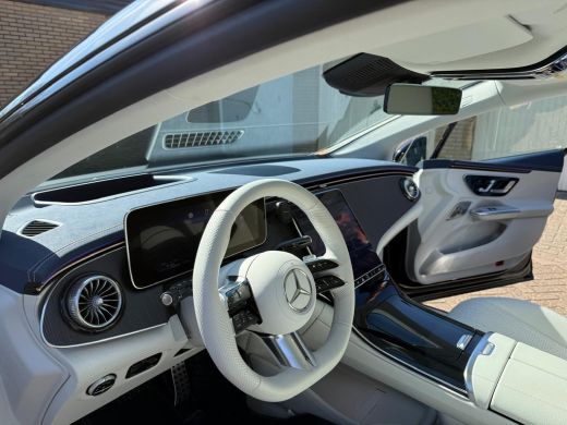 Mercedes-Benz EQE 300 AMG Line 89 kWh Bezichtiging op vooraf gemaakte afspraak ActivLease financial lease