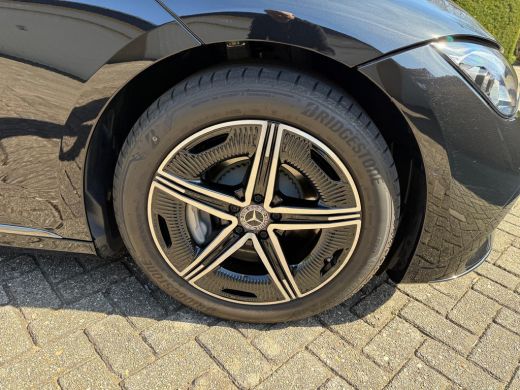 Mercedes-Benz EQE 300 AMG Line 89 kWh Bezichtiging op vooraf gemaakte afspraak ActivLease financial lease