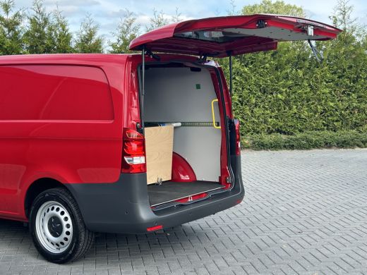 Mercedes-Benz eVito 66 kWh 116 PK BPM VRIJ / 14.706 KM !! / L2H1 / AUTOMAAT / ACHTERKLEP / AIRCO / CRUISE / NAVI / CA... ActivLease financial lease